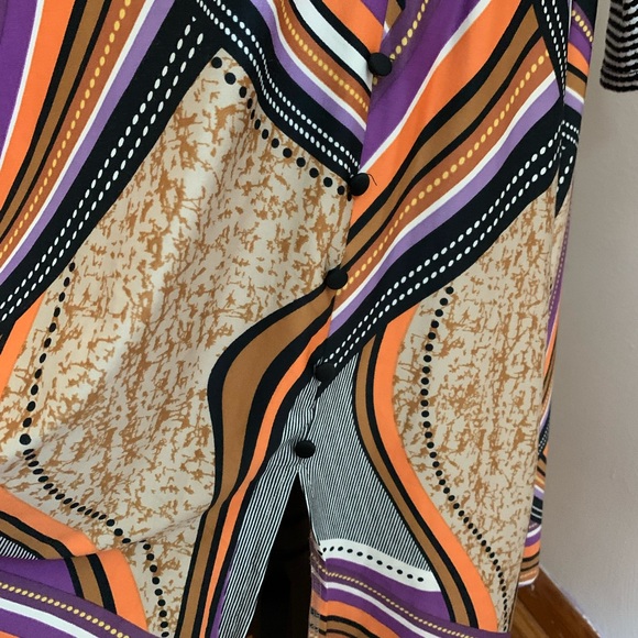 Abstract design skirt size Large - Picture 7 of 8